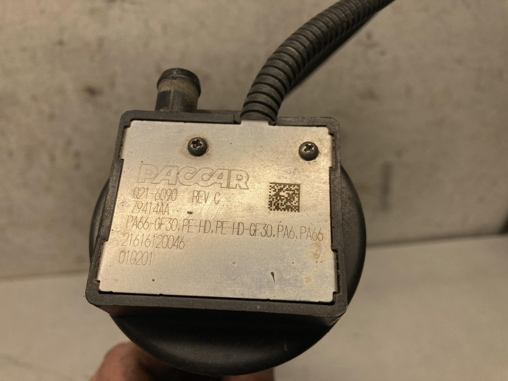 Peterbilt 337 DEF Sensor - Used | P/N Q216090