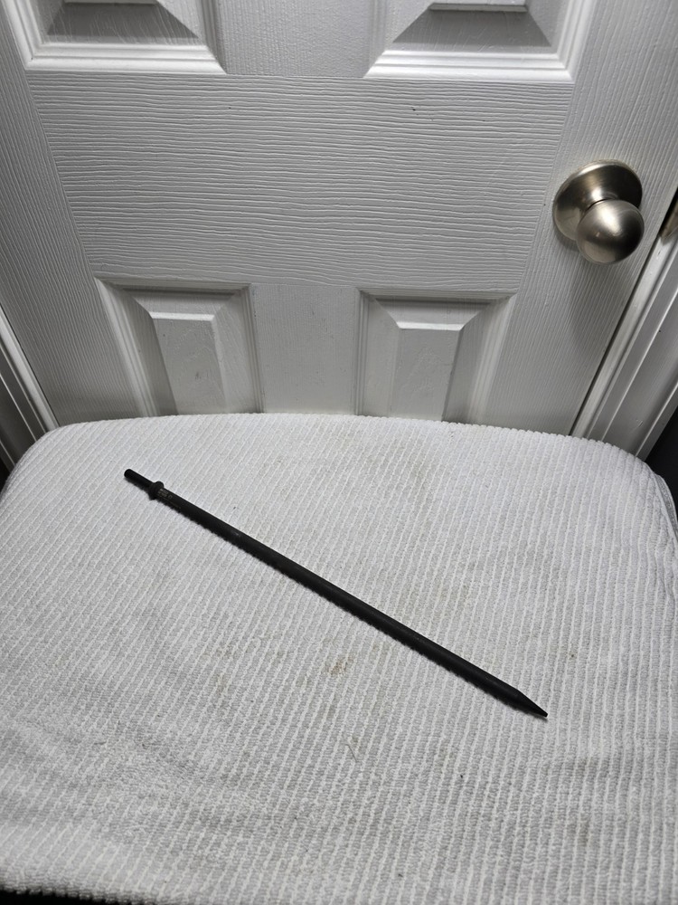 Matco Tools 18" Pneumatic Chisel 1/8" Taper Punch MC989B