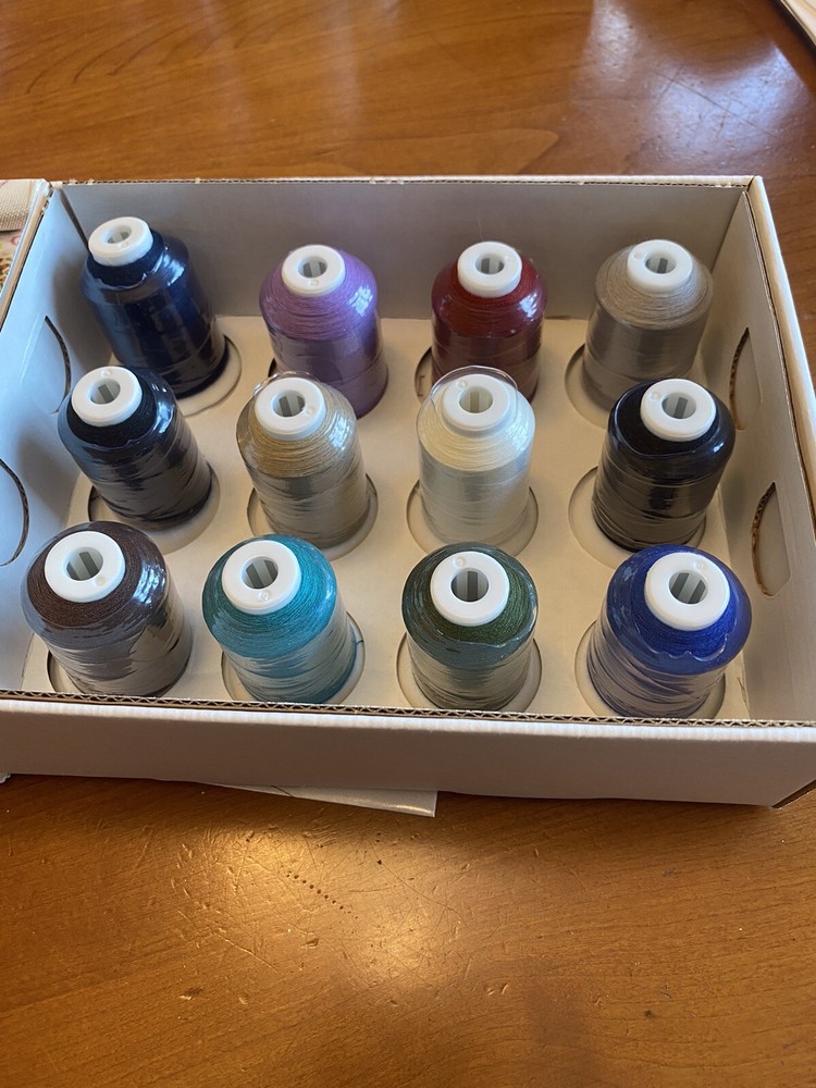 Thread Lot, Intressa 12 Spool Mini Snap Set