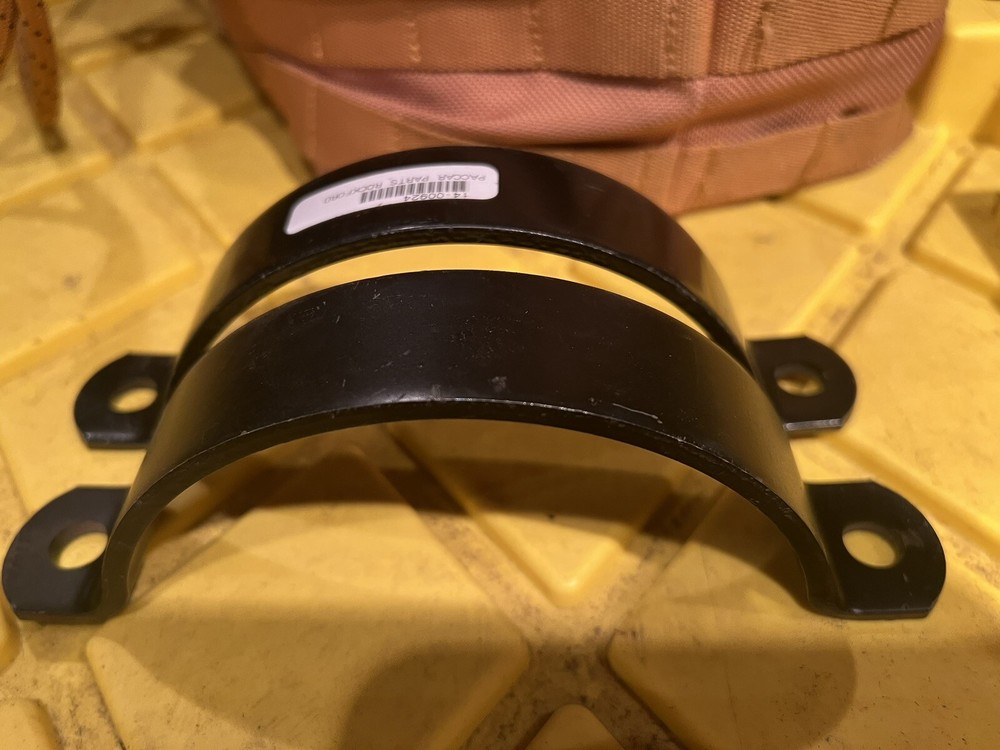 Exhaust Clamp Paccar 14-00924 (NOS)