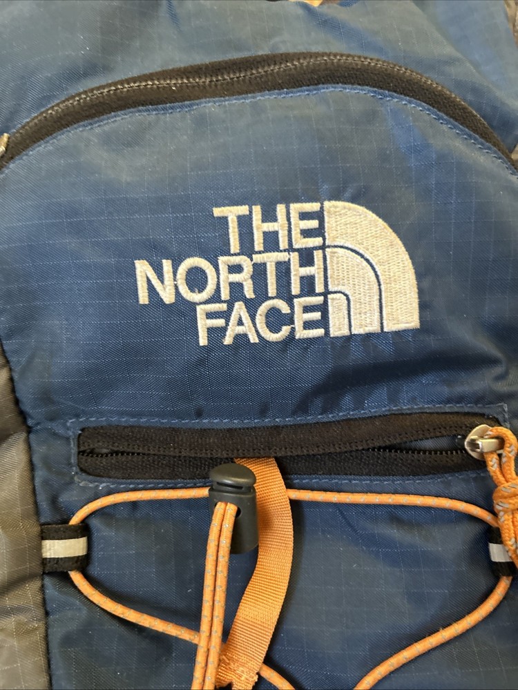 North Face Flight Series Thresher Hiker Hydration Pack Blue Gray With Bladder