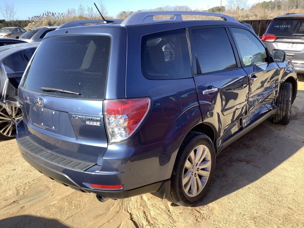 FORESTER 2011 Glove Box 4927601
