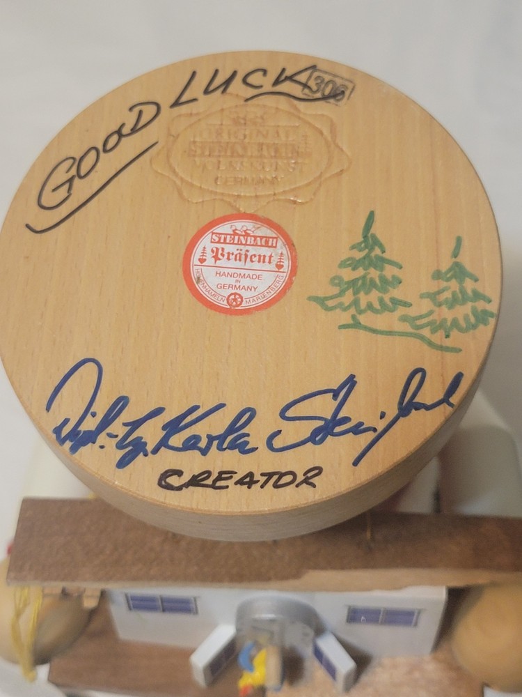 steinbach nutcracker signed