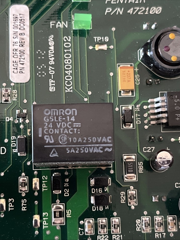 PENTAIR 472100 Digital Display Temperature Controller Circuit Board