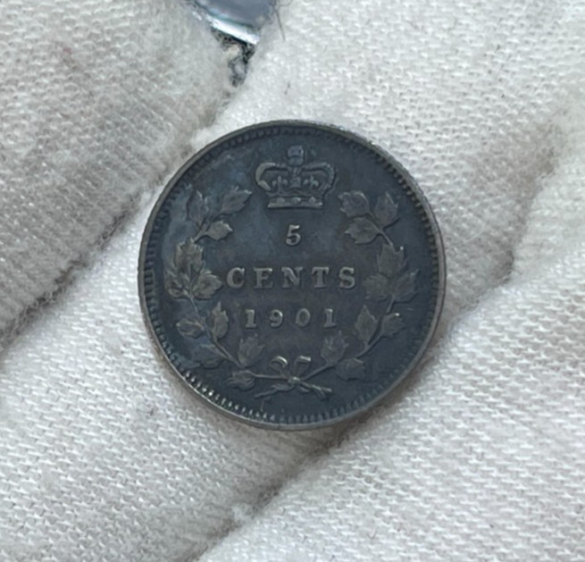 1901 Canada 5 Cents Silver Coin Great Condition
