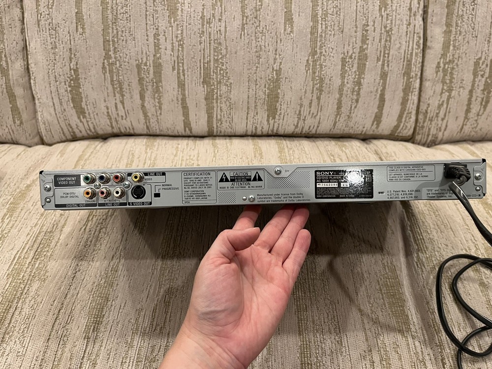 Sony DVD/CD Player DVP-NS575P With Remote And component cable Works!