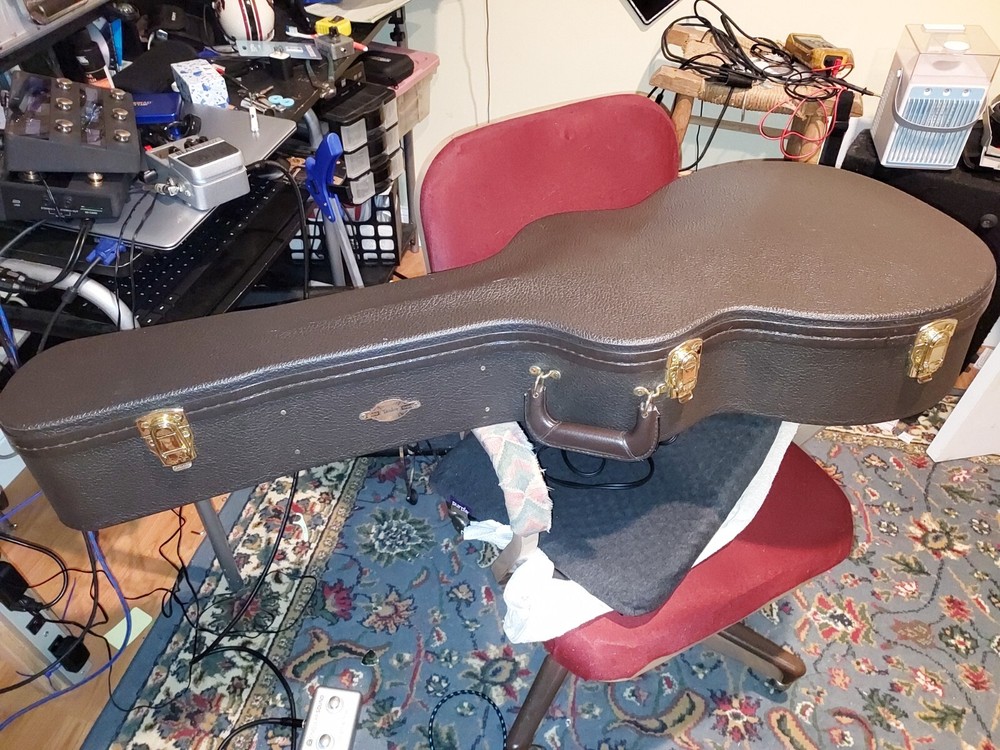 Taylor 714 ce acoustic/electric