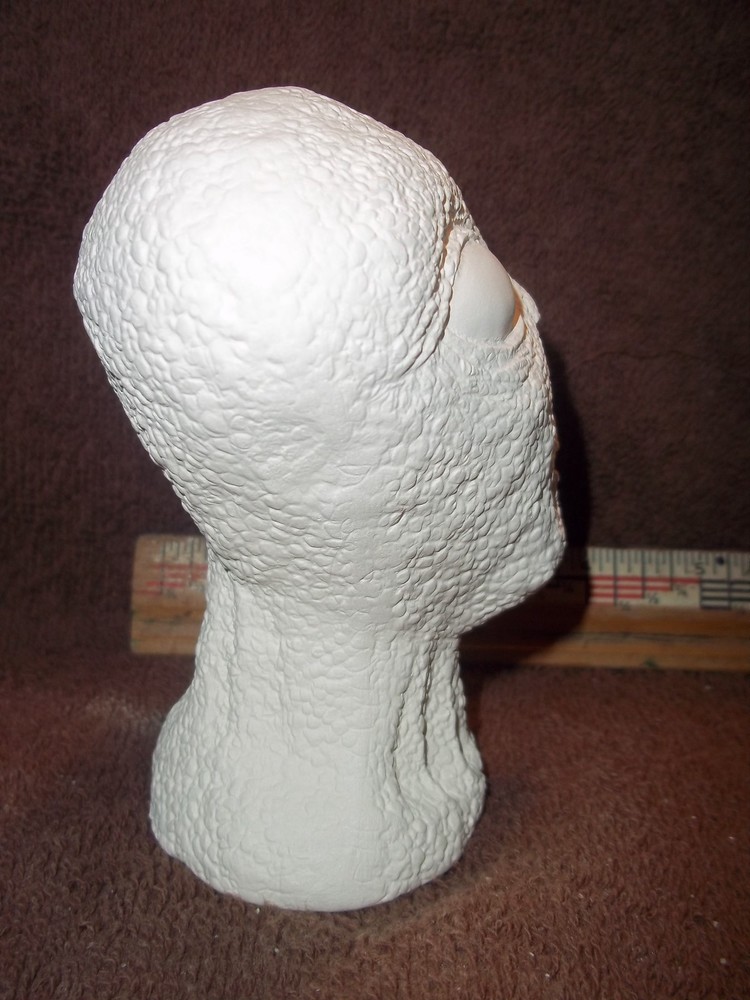 Alien Head Bust Ceramic Bisque U-Paint Ready To Paint UFO Aliens Sci Fi