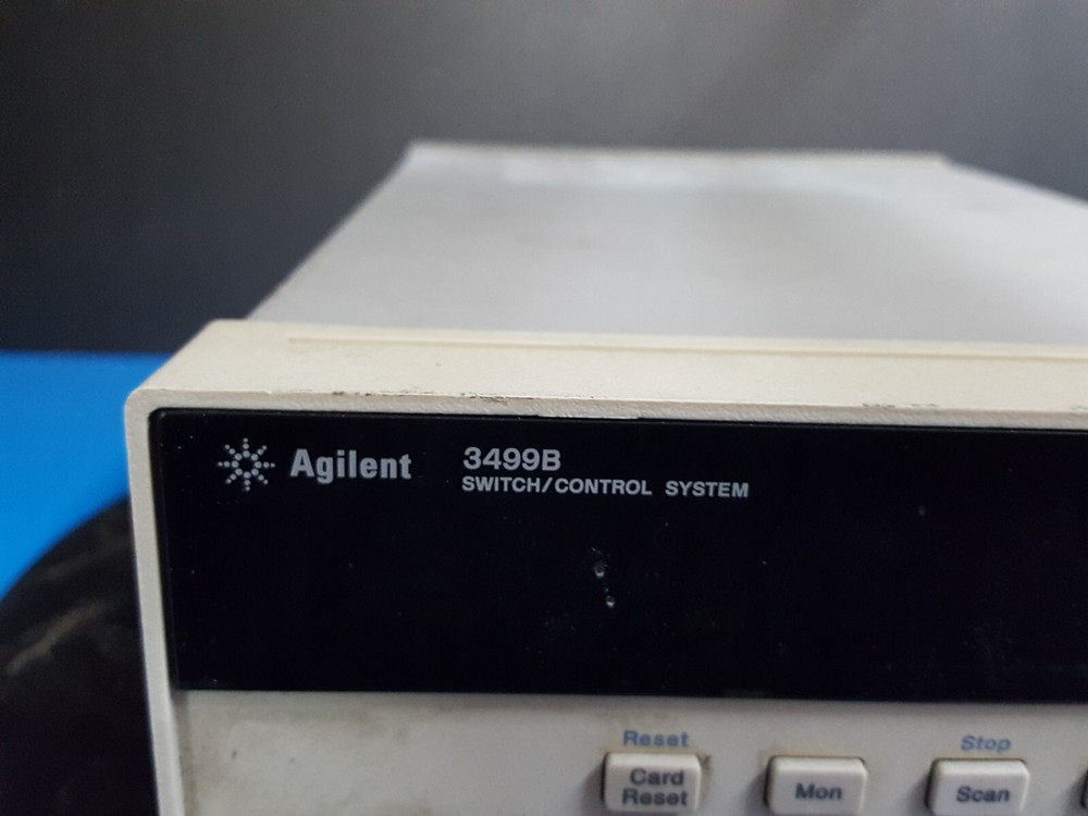 Agilent 3499B: Switch / Control System Main Frame, AS-IS (1054)