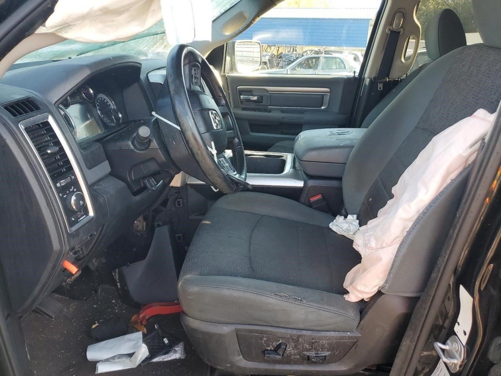 2016 Dodge ram 1500 Air Shutter