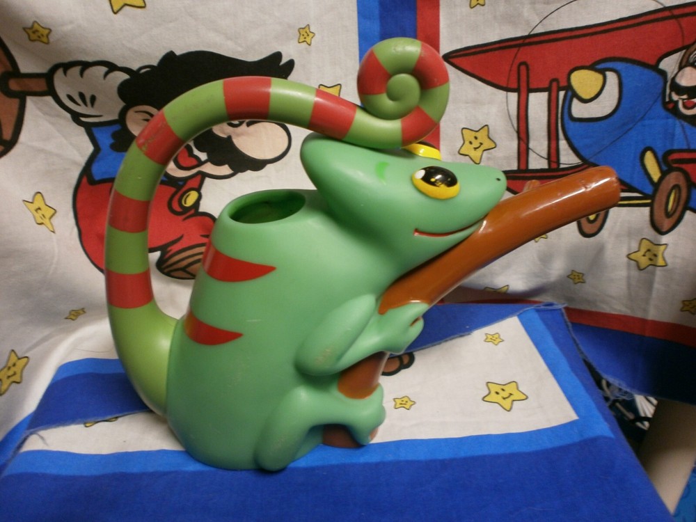 Melissa & Doug Sunny Patch Green Lizard Watering Can D-5