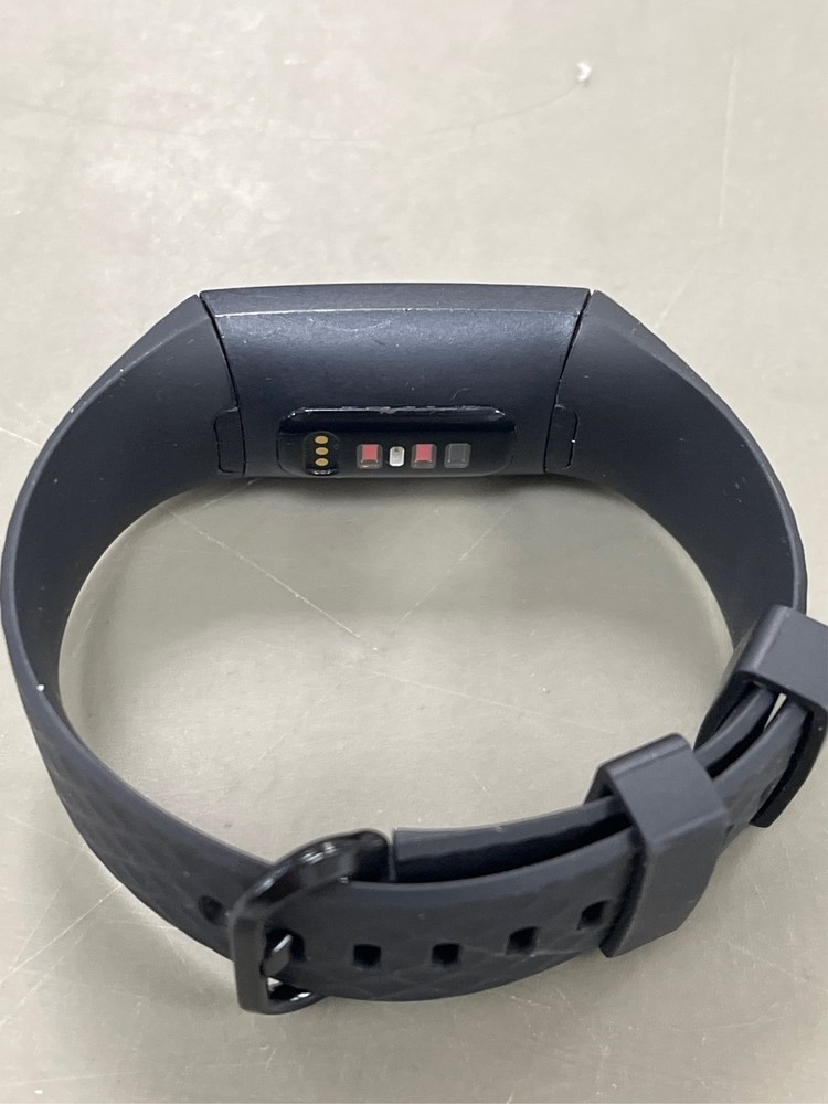 Fitbit Charge 4 Black One Size