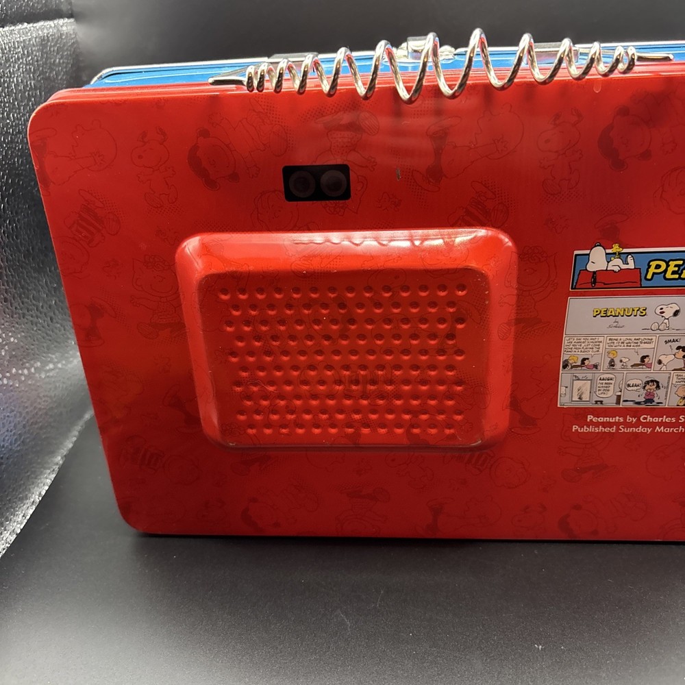 2 Peanuts Retro TV Lunchboxes
