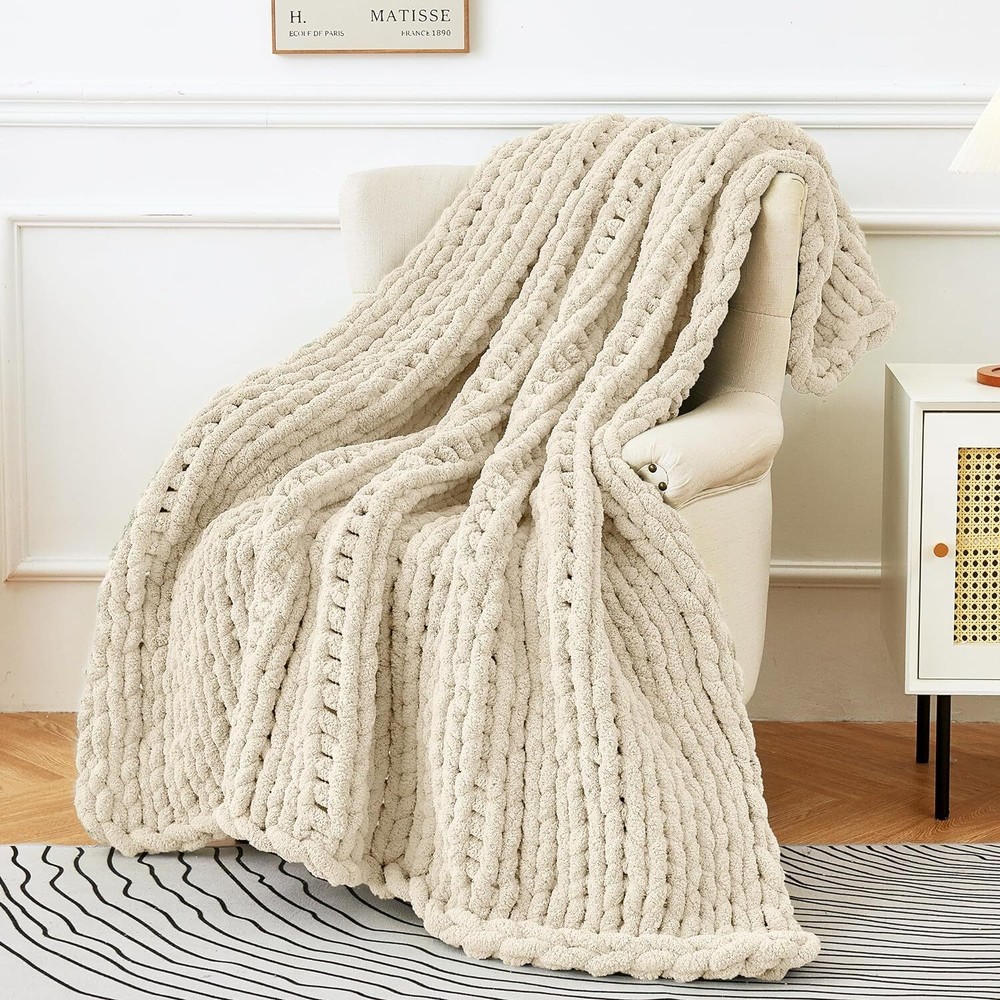 Admitrack Chunky Knit Blanket Throw, 100% Hand Chenille 51"×63", Ivory