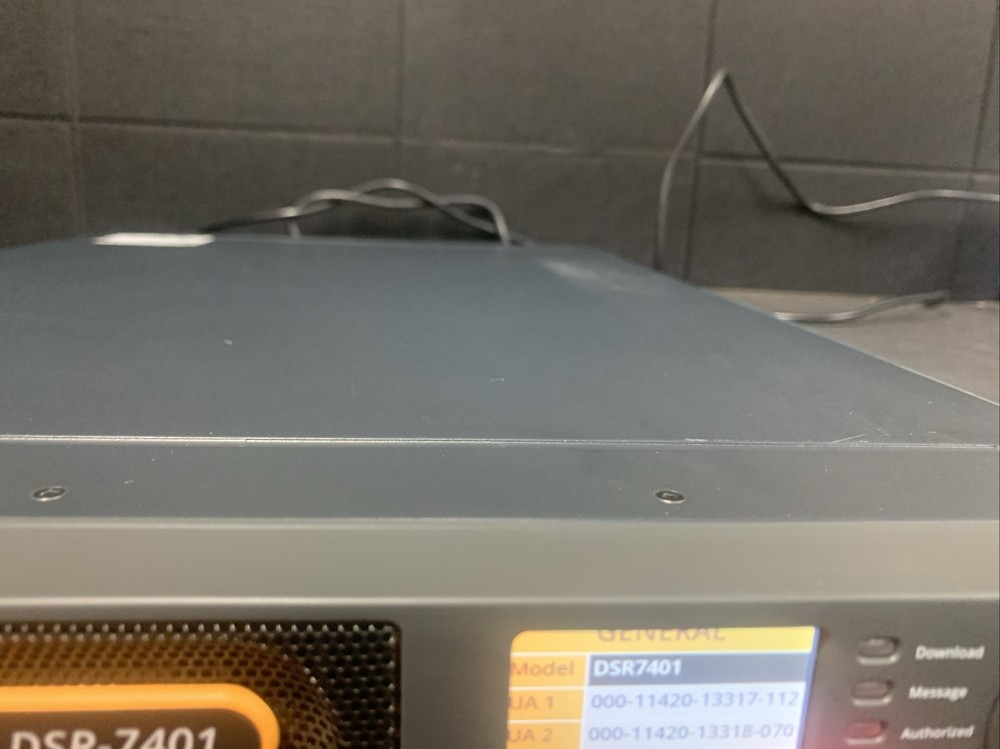 Arris Commercial Integrated Satellite Receiver DSR 7401 Transcoder. DSR-7401