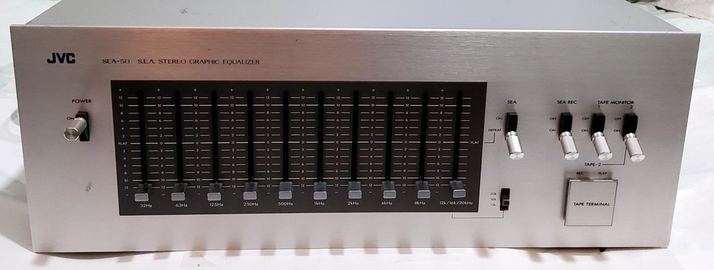 JVC SEA-50 STEREO GRAPHIC EQUALIZER