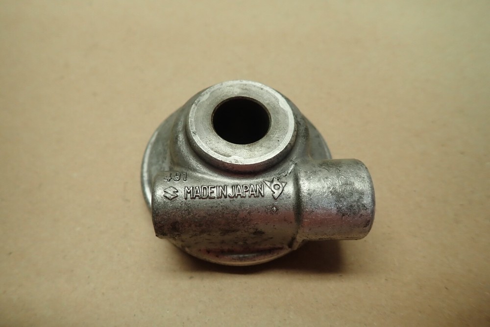 2005 SUZUKI GZ250 SPEEDOMETER DRIVE HUB UNIT