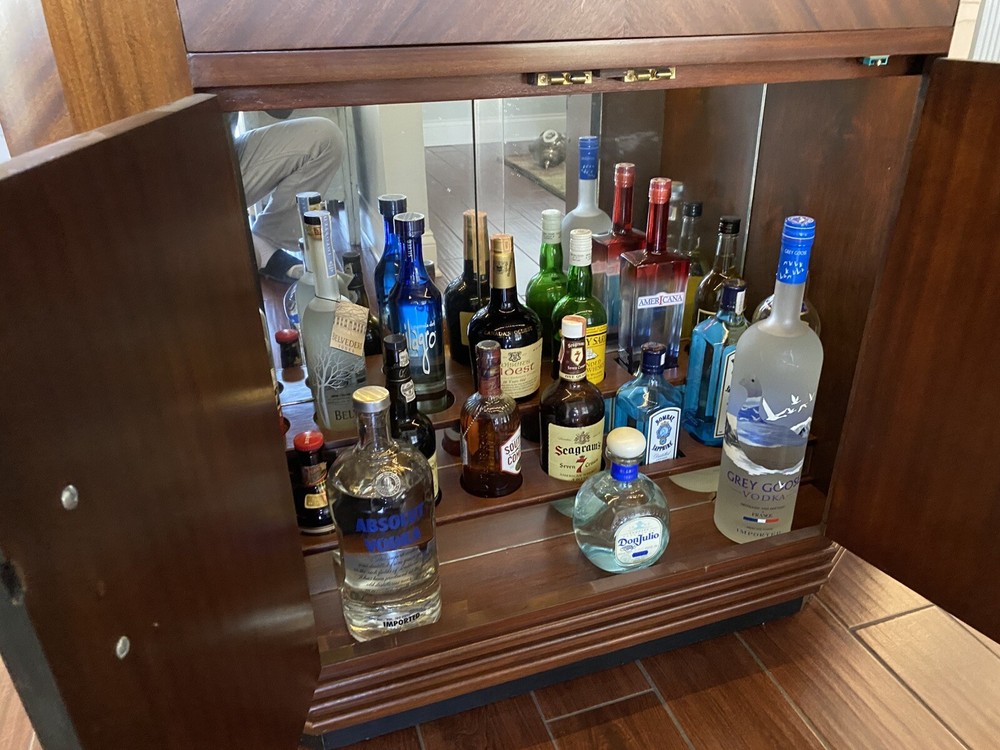 Art Deco 1938 Mahogany Bar