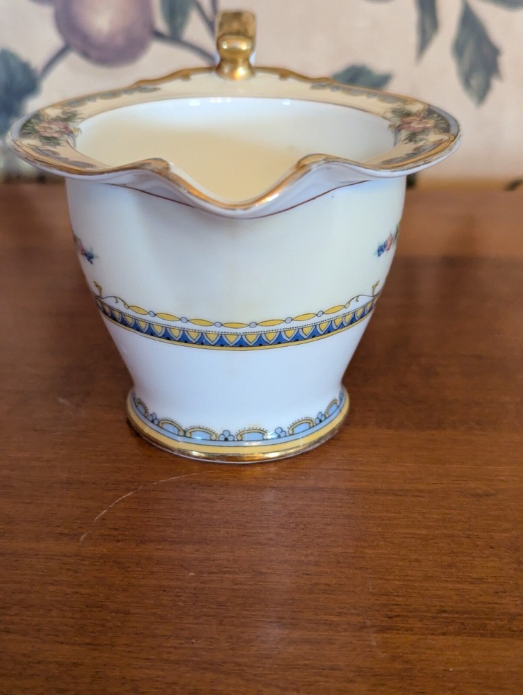 ANTIQUE NORITAKE MONTEBELLE CREAMER