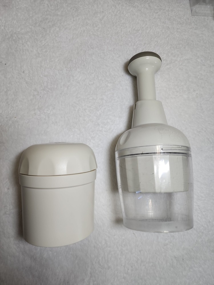 Pampered Chef Chopper & Spiral Slicer Lot missing chopper bottom