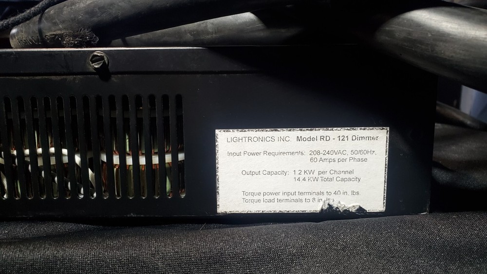 Lightronics RD-121 Rack Mount Dimmer with 60 amp Hubbel HBL460P9V + Soca output