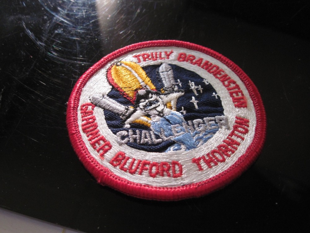 19??    Challenger ,       patch   Truly  &  crew