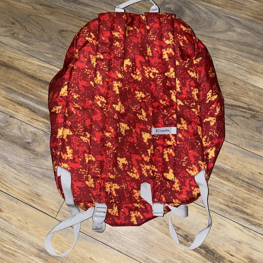 Columbia Lightweight Backpack Red Pixel Camo