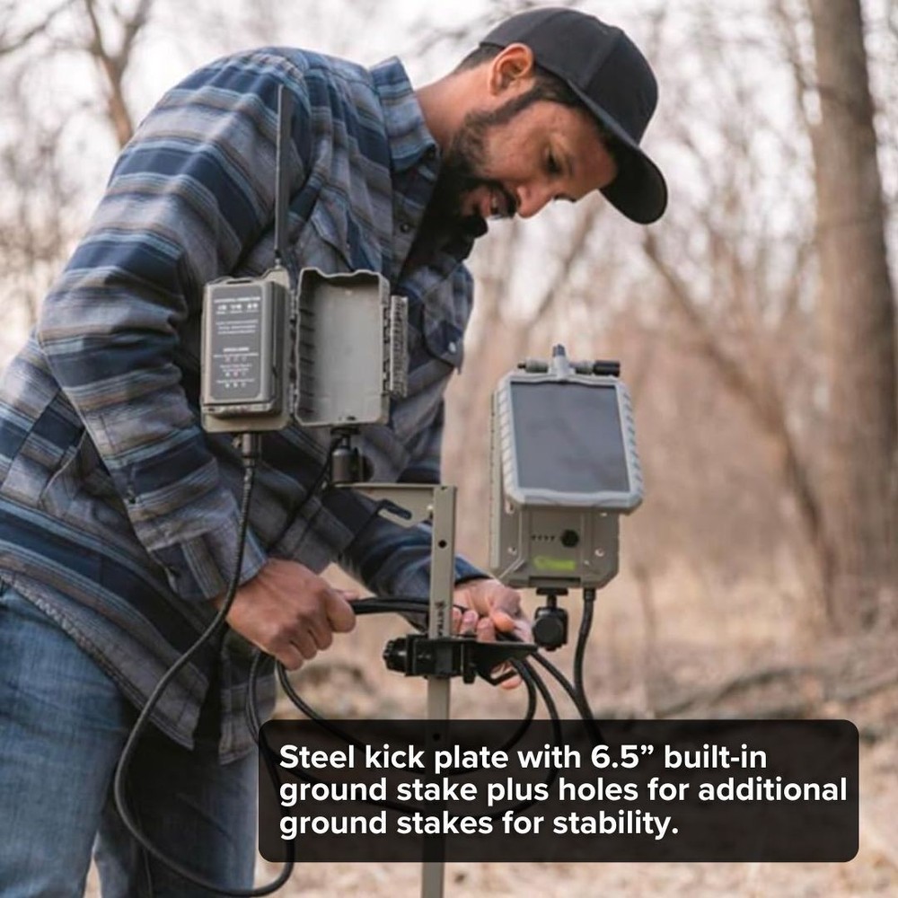 Stealth Cam Adjustable Multi Pivot Mounting Post 2 Pack Card Reader Bundle