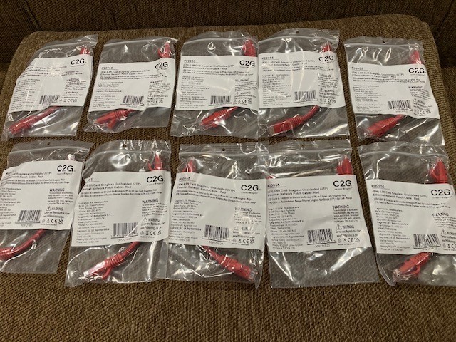 10PK C2G 00955 Cat6 Patch Cable Connector 0.5ft Snagless RED Cat 6 server