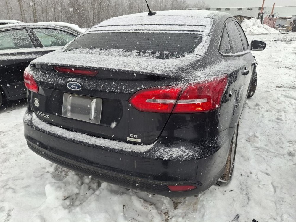 2015 Ford Focus 4.2 Screen Display OEM Used - No Anti-Theft Code Required