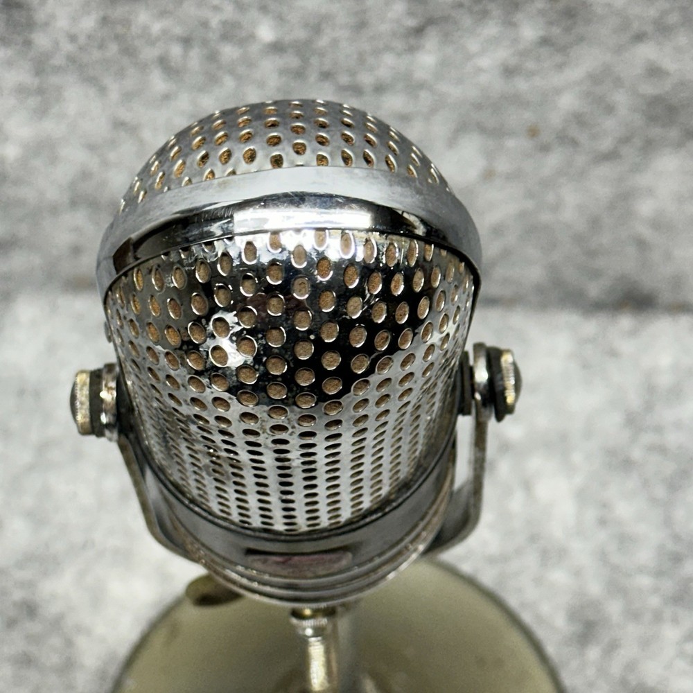 ARGONNE AR-57 VINTAGE MICROPHONE