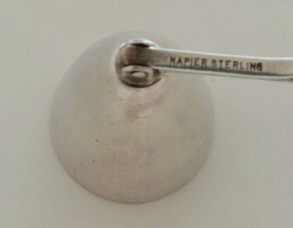 Sterling Silver Candle Snuffer made by Napier with twisted & straight pattern