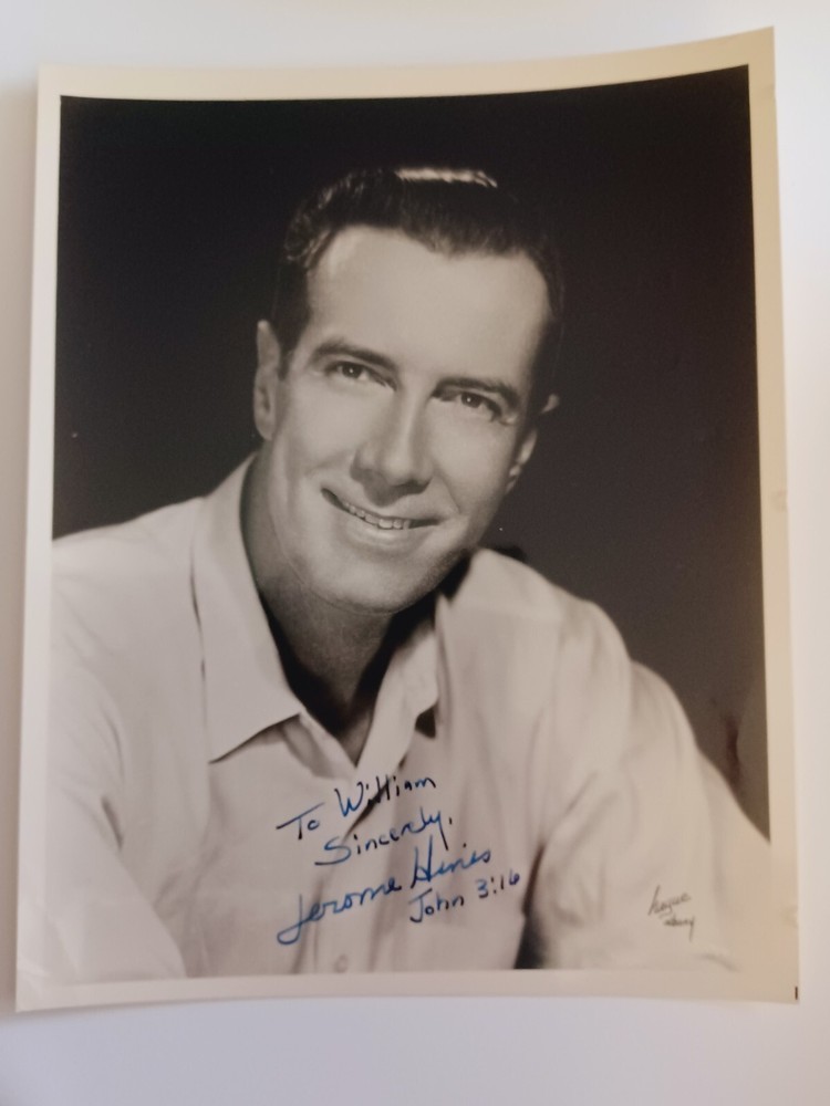 Jerome Hines (d. 2003) Signed 8x10 Photo - Opera Singer