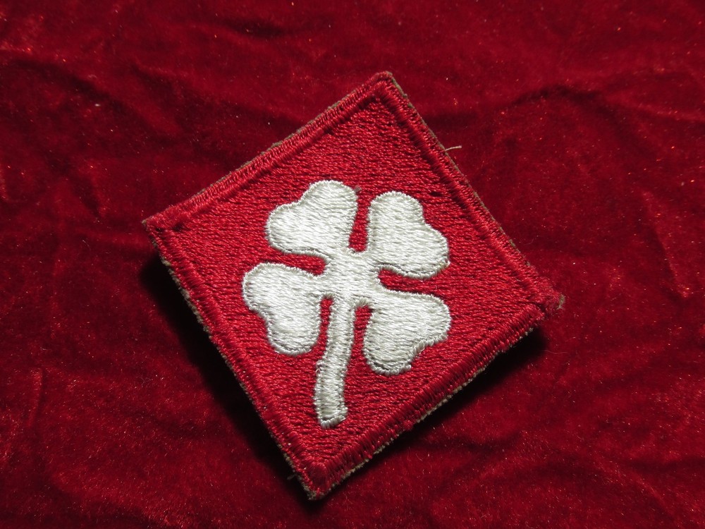 WW2 Fourth  Army Patch  cut edge fully embroidered no glow