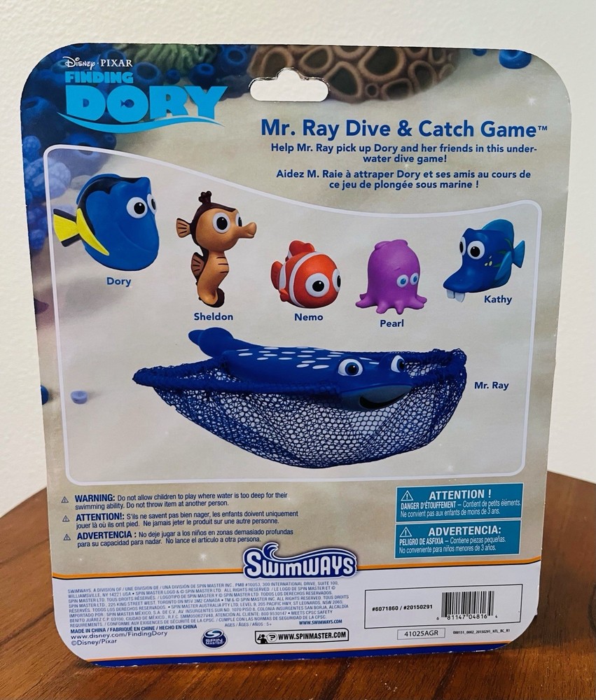 Finding Dory Mr Ray Dive And Catch Game 6 Piece Set 5+ - NIP