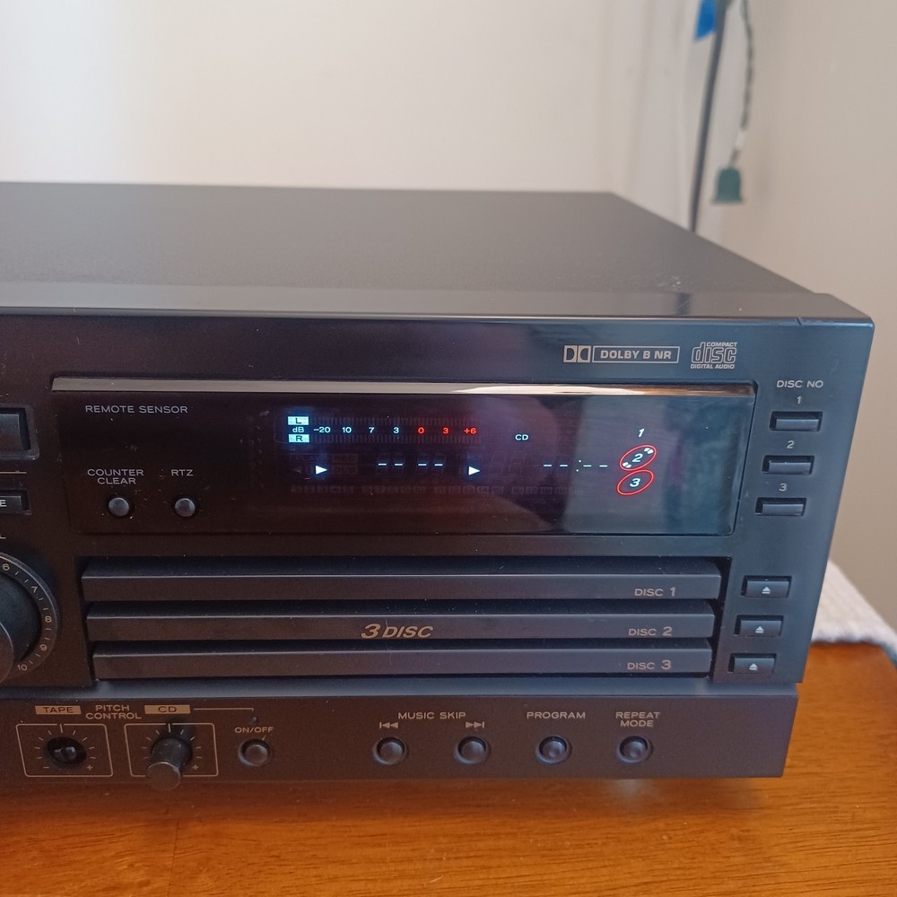 TEAC AD-600 Cassette CD Player Changer Combo - Untested / Powers On