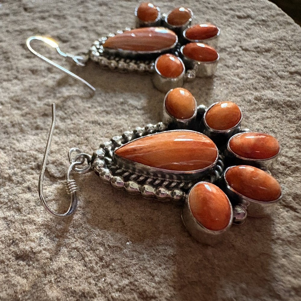 Native American 1/2 Cluster With 1 Stone SterlingSilver OrangeSpineyOyster Shell