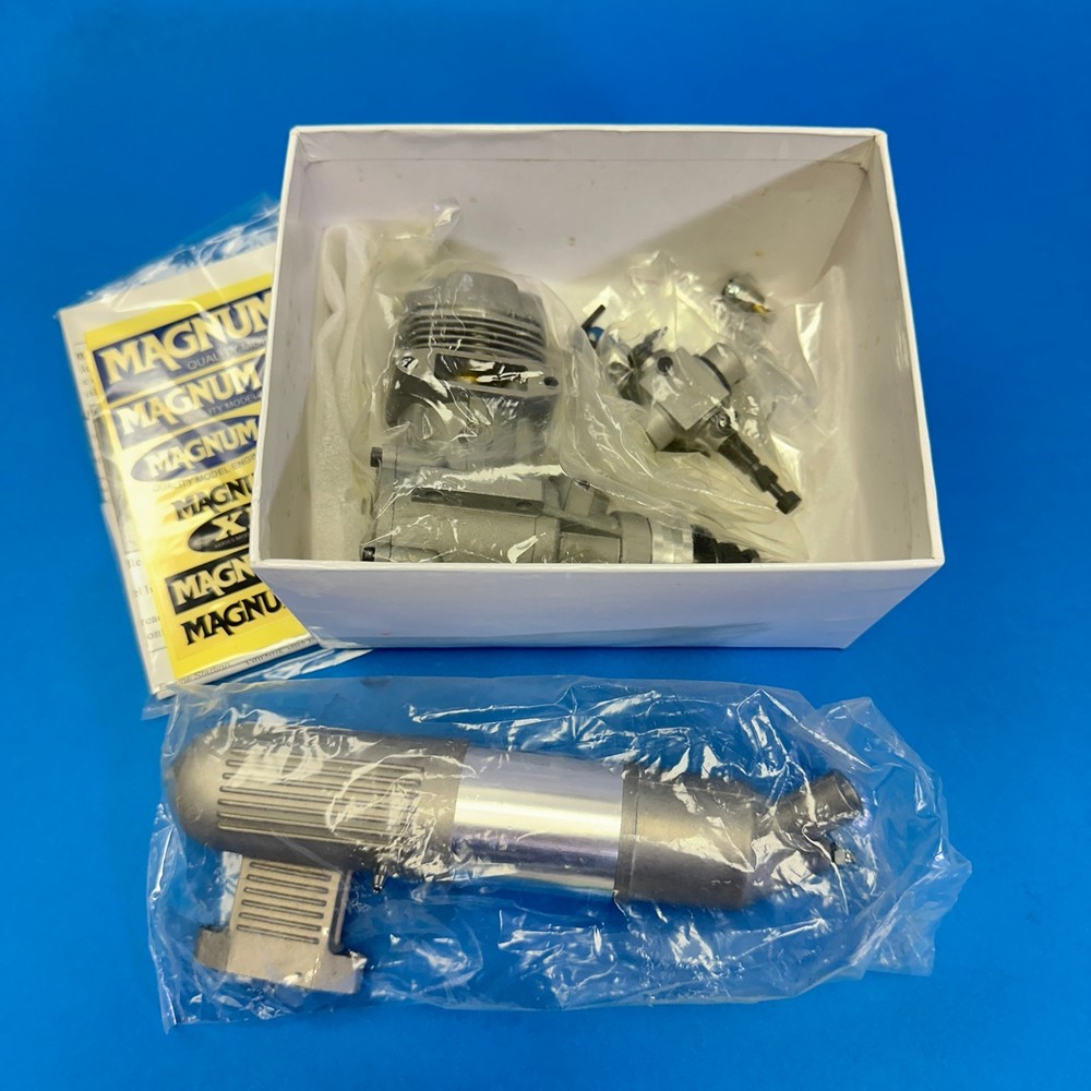 Magnum Engine XLS 91A 2-stroke NIB