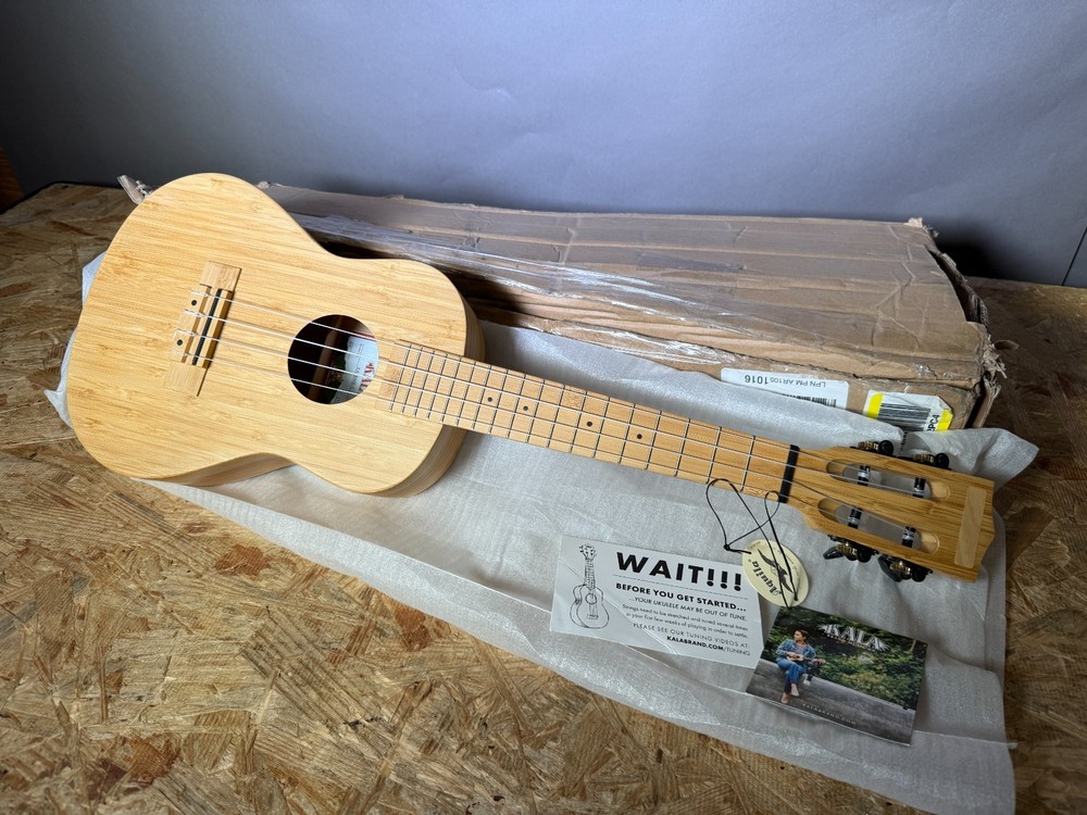 Kala Bamboo Concert Ukulele New