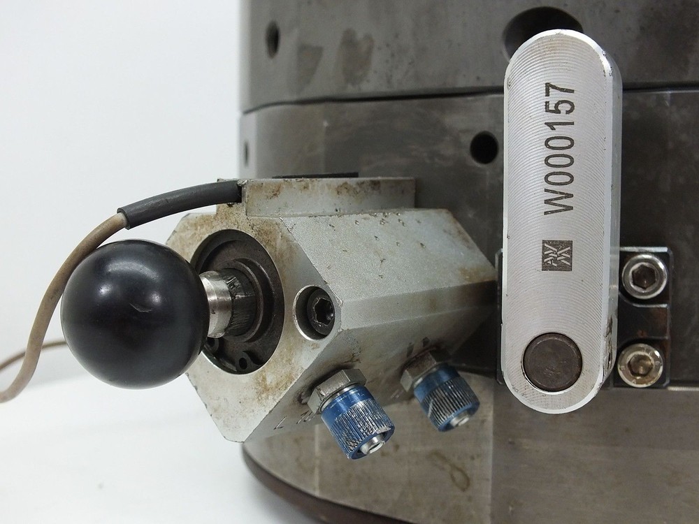 AWM Mold Tech AG Netstal DC Injection Molder Head for CD / DVD / Blu-ray Discs