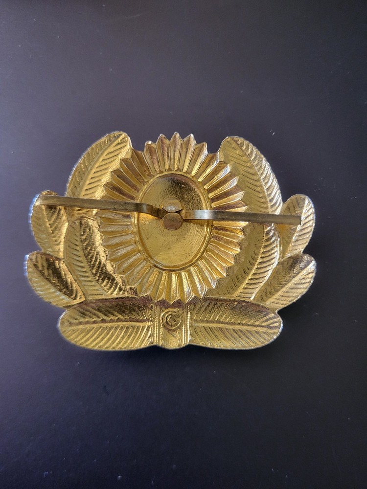 3-Russian Hat Badges