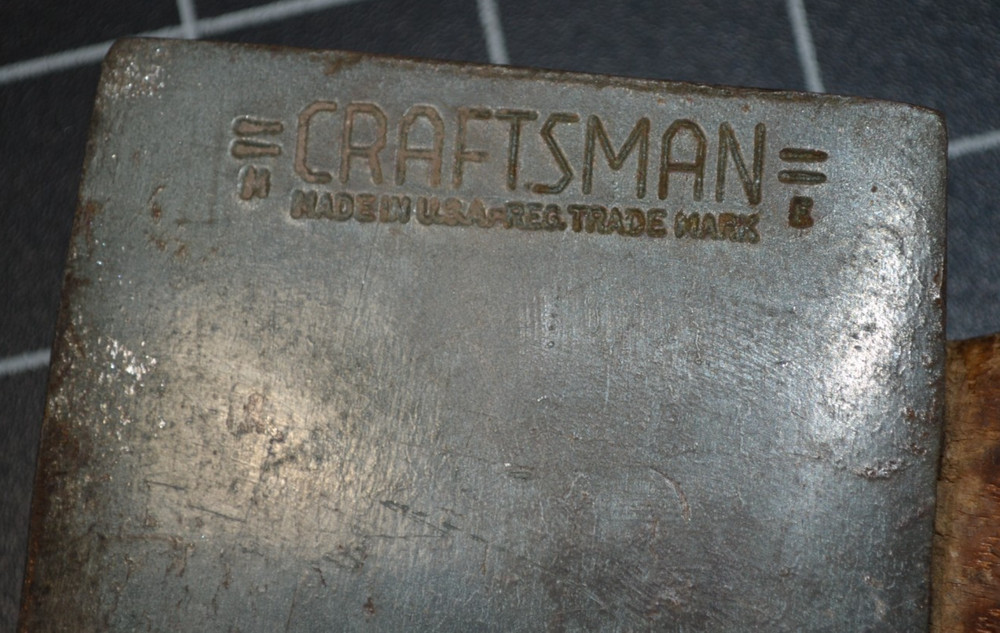 CRAFTSMAN - SINGLE BIT AXE WTH ORIGINAL HANDLE - VERY GOOD CONDITION