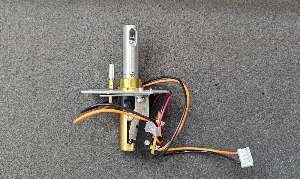 Technics sl1200 Mk6. Target Light Assembly With Original Blue Lamp