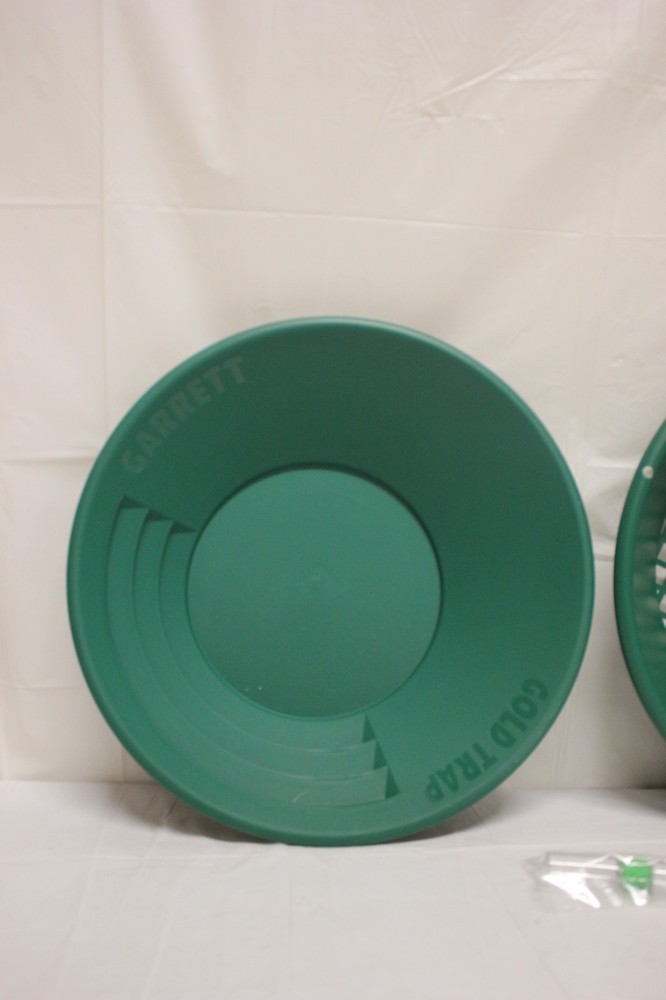 Garrett Gold Panning Kit Complete with Gravity Trap Pan E6