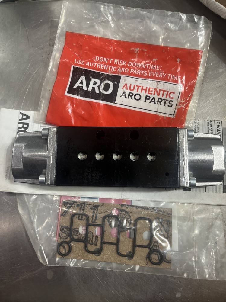 ARO E242PD | Air Control Valve, 2-position, 4-way, bottom ported, double pilot