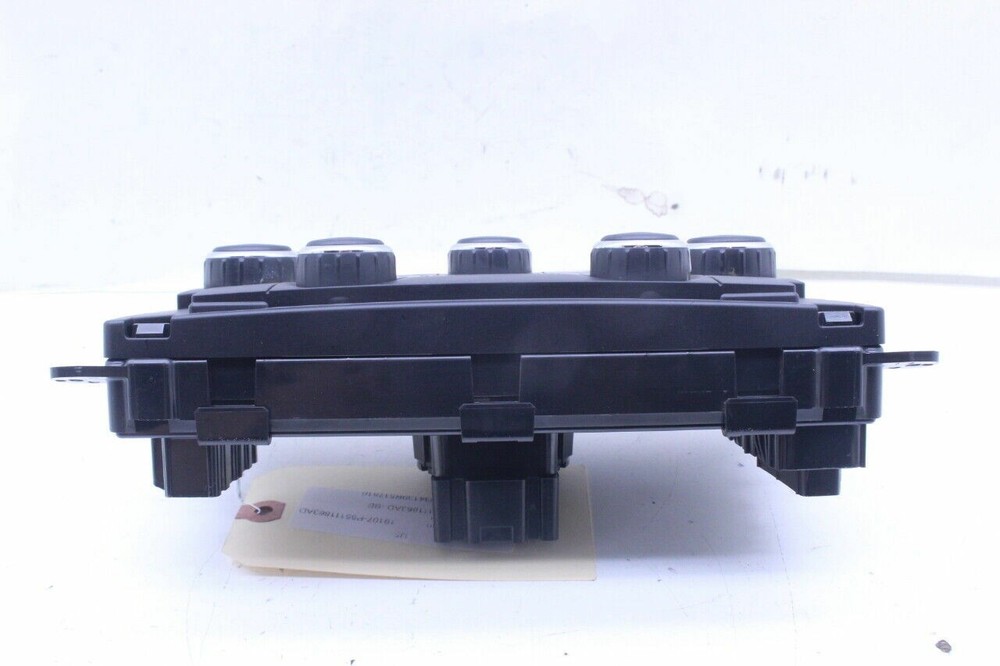 2009 Volkswagen Routan Climate Temperature Control Panel OEM