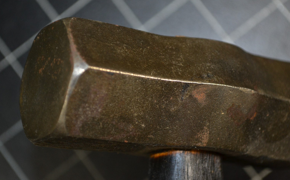BLACKSMITH ROUNDING FORGING HAMMER - BLACKSMITH MADE - 2 1/2# - UNUSED