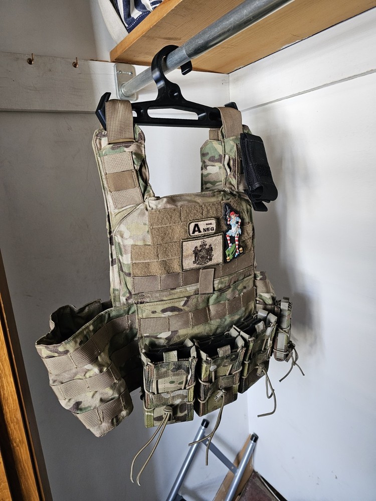Body Armor Hanger