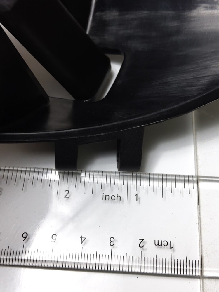 MAX CN35651 MAGAZINE COVER (NEW)