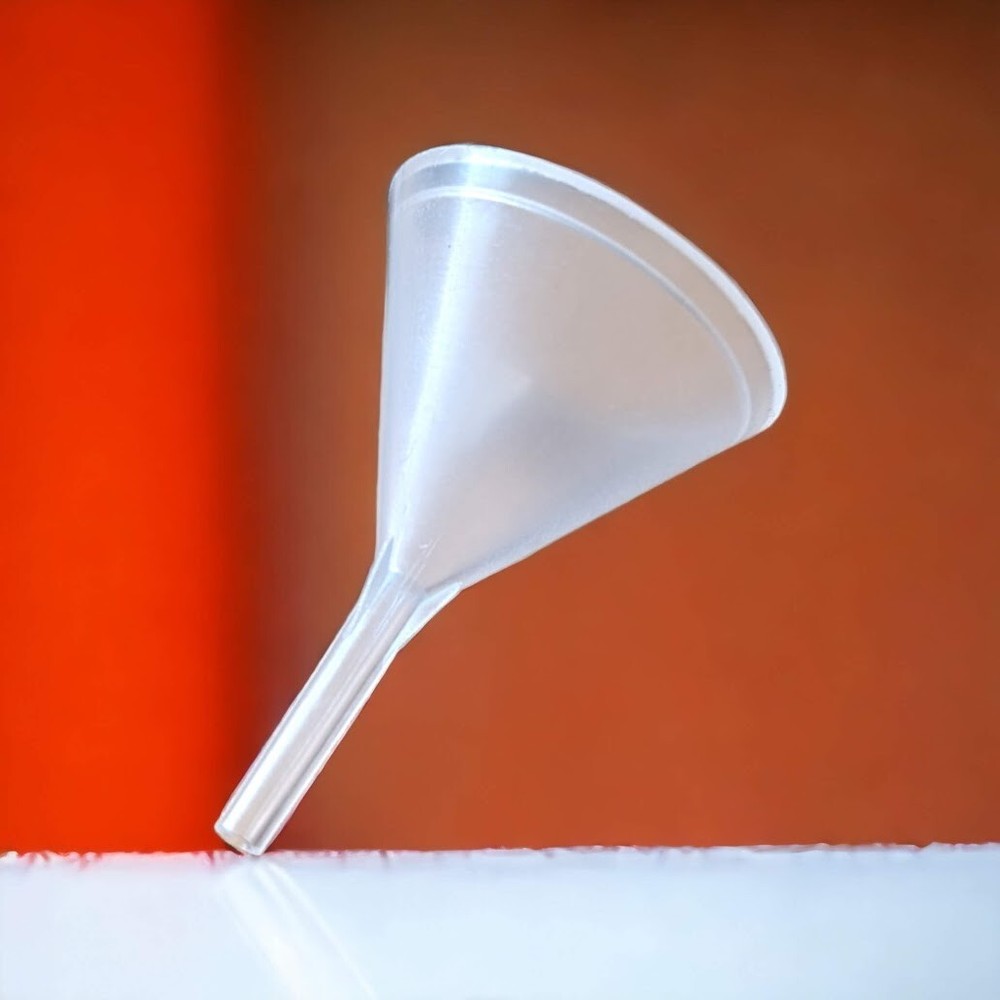 Very Small/Tiny Plastic Funnel, Mouth Diameter 2cm for filling small bottles